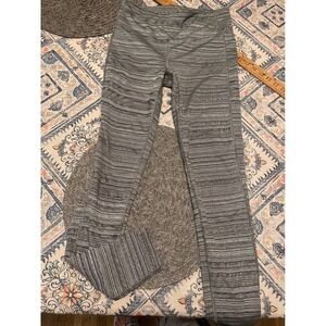 Athleta Womens Grey Space Dye Striped High Rise Yoga Leggings Size M RN54023